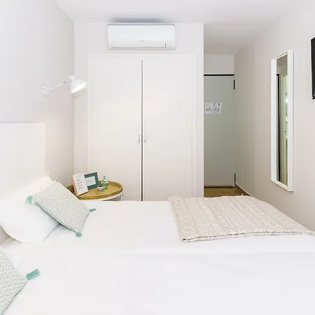 La Premsa Guest house