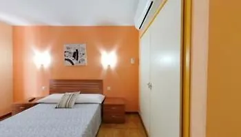 La Premsa 3* أرينيس دي مار